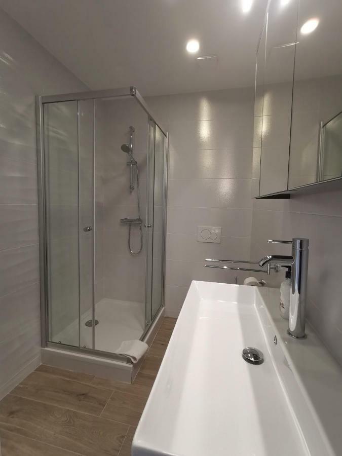 Apartments Tonkita With Jacuzzi Makarska Eksteriør bilde